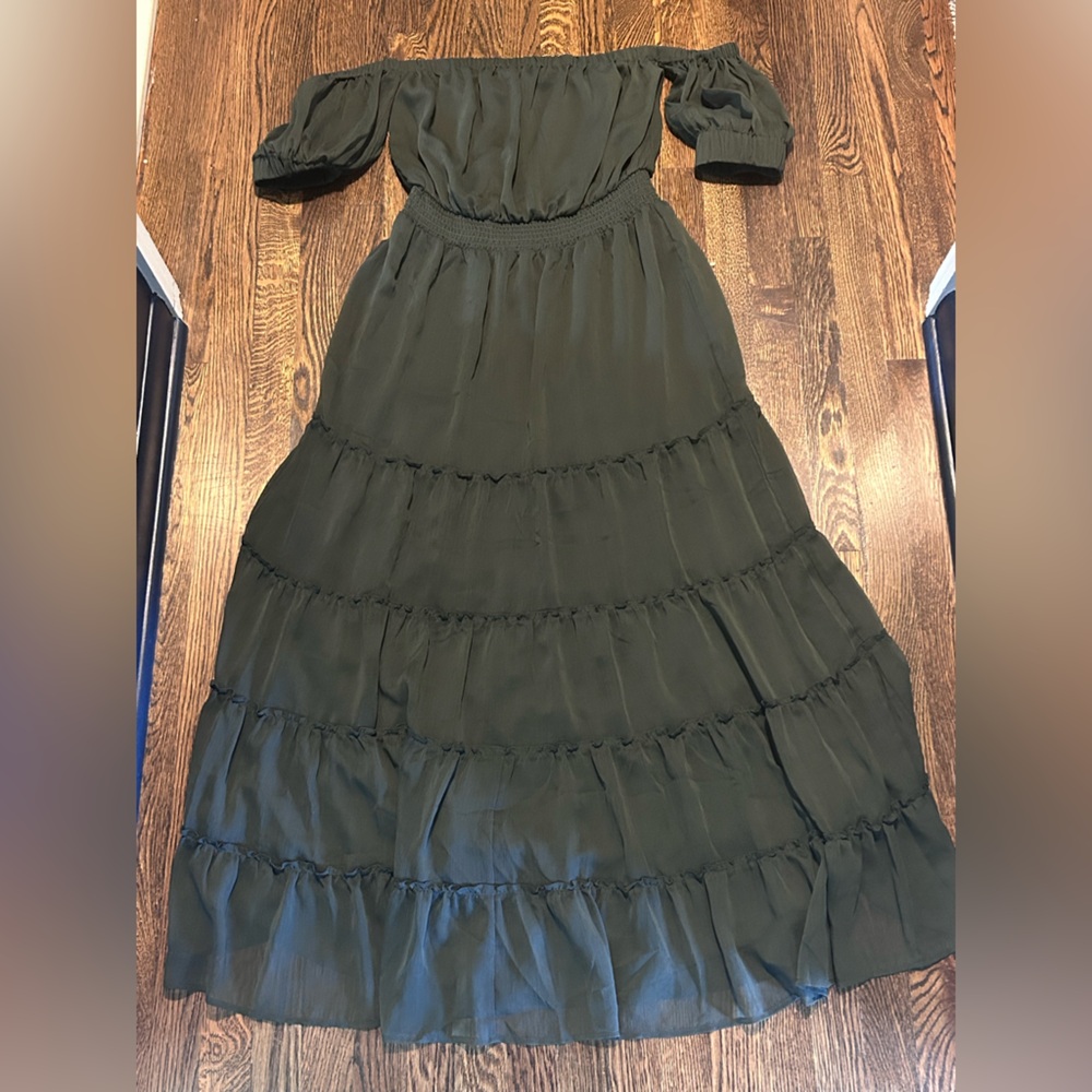 Tart Olive Long Sleeve Tiered Dress, size L